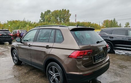 Volkswagen Tiguan II, 2019 год, 1 949 000 рублей, 4 фотография