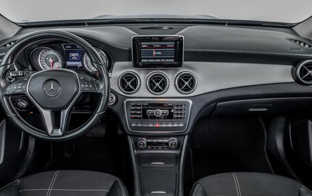 Mercedes-Benz GLA, 2014 год, 1 620 000 рублей, 10 фотография