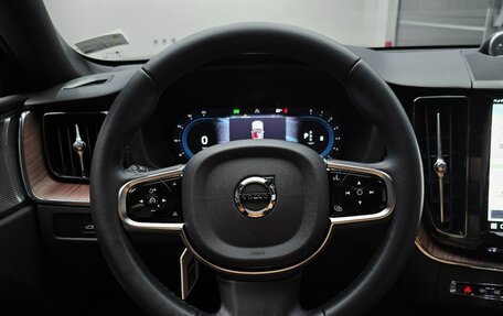 Volvo XC60 II, 2024 год, 5 977 512 рублей, 8 фотография