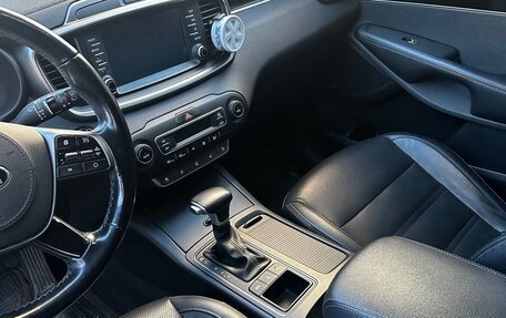 KIA Sorento III Prime рестайлинг, 2018 год, 2 600 000 рублей, 11 фотография