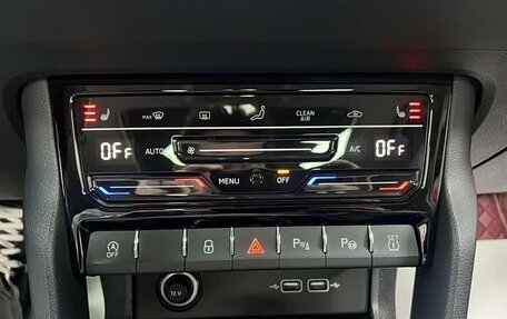 Skoda Karoq I, 2022 год, 2 100 000 рублей, 14 фотография