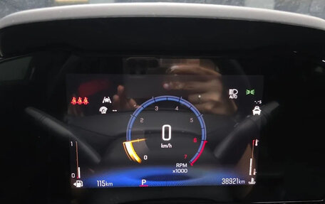 Chevrolet Trax, 2023 год, 2 185 000 рублей, 11 фотография