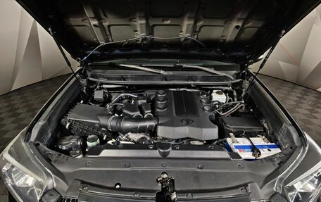 Toyota Land Cruiser Prado 150 рестайлинг 2, 2013 год, 2 979 000 рублей, 11 фотография