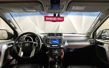 Toyota Land Cruiser Prado 150 рестайлинг 2, 2013 год, 2 979 000 рублей, 14 фотография