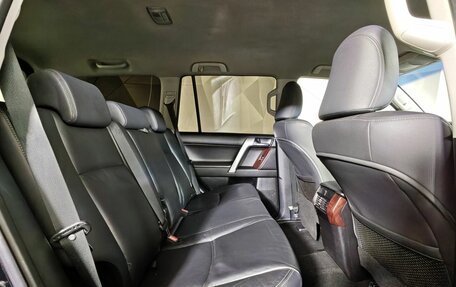 Toyota Land Cruiser Prado 150 рестайлинг 2, 2013 год, 2 979 000 рублей, 16 фотография