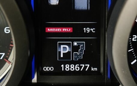 Toyota Land Cruiser Prado 150 рестайлинг 2, 2013 год, 2 979 000 рублей, 18 фотография