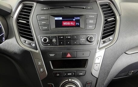Hyundai Santa Fe III рестайлинг, 2018 год, 2 155 000 рублей, 15 фотография