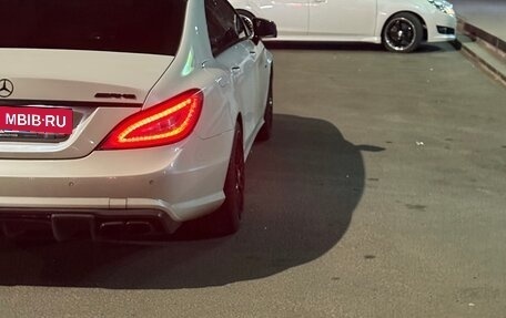 Mercedes-Benz CLS, 2014 год, 2 100 000 рублей, 3 фотография