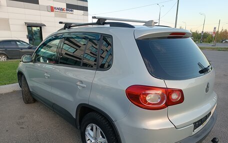 Volkswagen Tiguan I, 2010 год, 800 000 рублей, 5 фотография