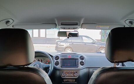 Volkswagen Tiguan I, 2010 год, 800 000 рублей, 9 фотография
