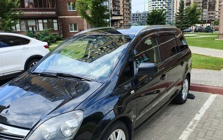 Opel Zafira B, 2012 год, 720 000 рублей, 2 фотография