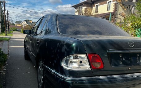 Mercedes-Benz E-Класс, 1997 год, 200 000 рублей, 6 фотография