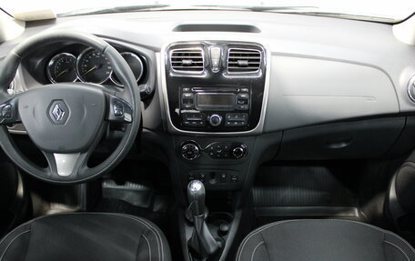 Renault Sandero II рестайлинг, 2015 год, 715 000 рублей, 9 фотография