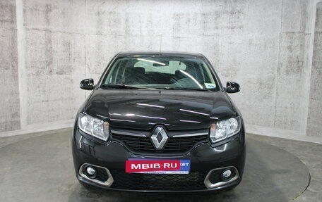 Renault Sandero II рестайлинг, 2015 год, 715 000 рублей, 2 фотография