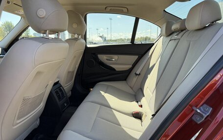 BMW 3 серия, 2018 год, 2 000 000 рублей, 22 фотография