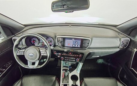 KIA Sportage IV рестайлинг, 2018 год, 2 190 000 рублей, 10 фотография