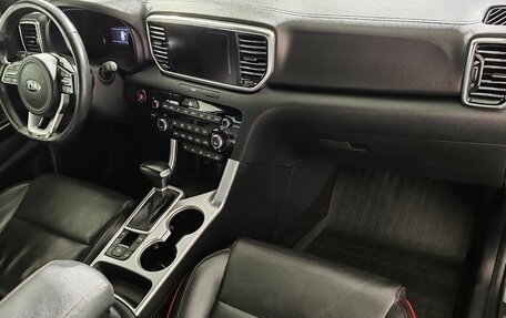 KIA Sportage IV рестайлинг, 2018 год, 2 190 000 рублей, 16 фотография