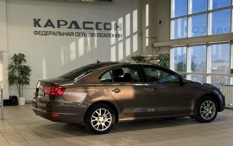 Volkswagen Jetta VI, 2011 год, 800 000 рублей, 2 фотография