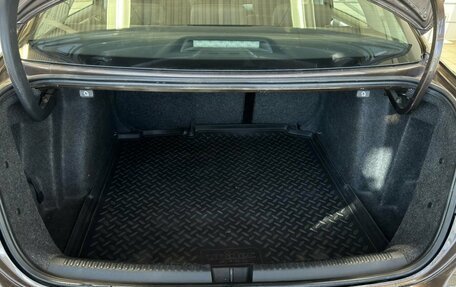 Volkswagen Jetta VI, 2011 год, 800 000 рублей, 18 фотография