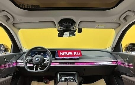 BMW 7 серия, 2024 год, 11 640 000 рублей, 10 фотография