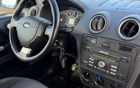 Ford Fusion I, 2007 год, 380 000 рублей, 16 фотография