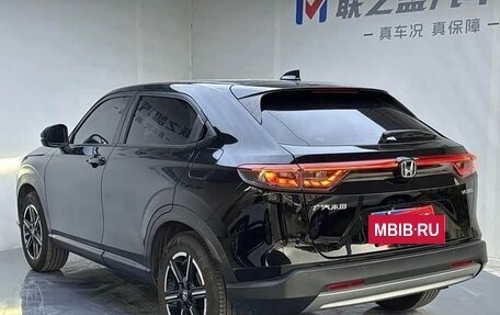 Honda Vezel, 2023 год, 2 470 000 рублей, 6 фотография