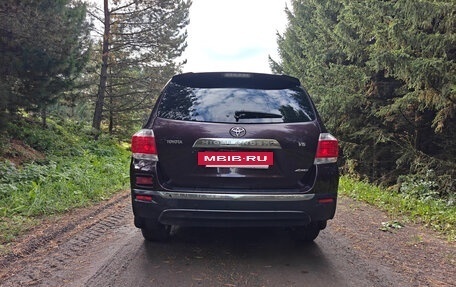 Toyota Highlander III, 2012 год, 2 200 000 рублей, 9 фотография