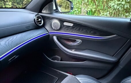 Mercedes-Benz E-Класс, 2020 год, 4 100 000 рублей, 26 фотография