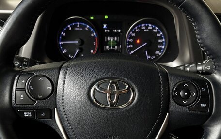 Toyota RAV4, 2019 год, 2 600 000 рублей, 22 фотография