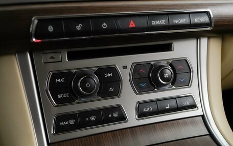 Jaguar XF I рестайлинг, 2013 год, 1 499 025 рублей, 20 фотография