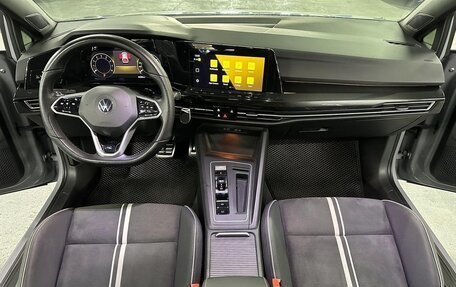 Volkswagen Golf VIII, 2022 год, 2 150 000 рублей, 11 фотография