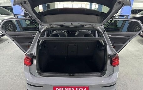 Volkswagen Golf VIII, 2022 год, 2 150 000 рублей, 16 фотография