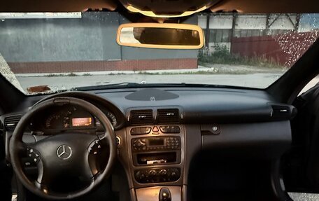 Mercedes-Benz C-Класс, 2001 год, 590 000 рублей, 11 фотография