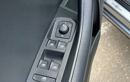 Skoda Karoq I, 2021 год, 2 600 000 рублей, 14 фотография