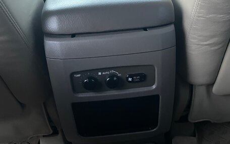 Toyota Land Cruiser Prado 120 рестайлинг, 2008 год, 2 400 000 рублей, 23 фотография