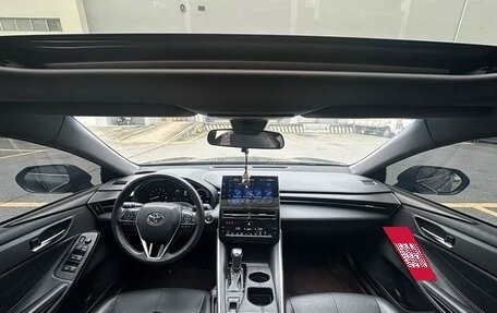 Toyota Avalon, 2024 год, 3 240 000 рублей, 16 фотография