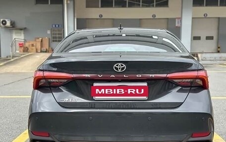 Toyota Avalon, 2024 год, 3 240 000 рублей, 18 фотография