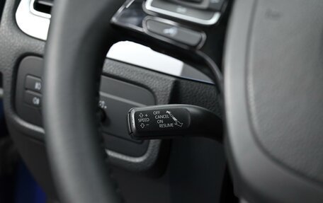 Volkswagen Touareg III, 2015 год, 2 099 000 рублей, 8 фотография