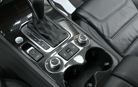Volkswagen Touareg III, 2015 год, 2 099 000 рублей, 12 фотография