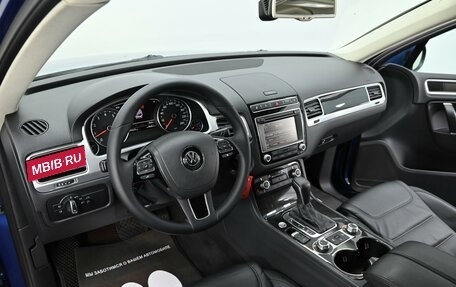 Volkswagen Touareg III, 2015 год, 2 099 000 рублей, 6 фотография