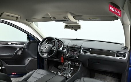 Volkswagen Touareg III, 2015 год, 2 099 000 рублей, 7 фотография