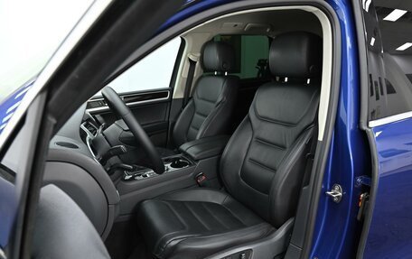 Volkswagen Touareg III, 2015 год, 2 099 000 рублей, 14 фотография