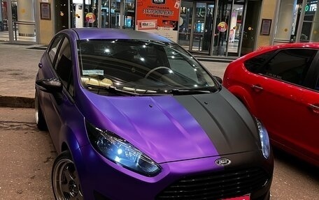 Ford Fiesta, 2017 год, 900 000 рублей, 4 фотография