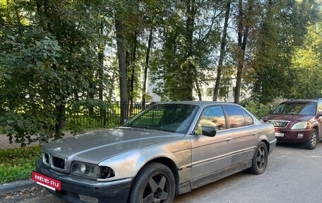 BMW 7 серия, 1994 год, 296 000 рублей, 13 фотография