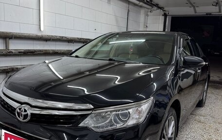 Toyota Camry, 2016 год, 2 000 000 рублей, 1 фотография