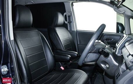 Toyota Voxy II, 2009 год, 1 099 000 рублей, 10 фотография