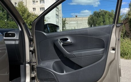 Volkswagen Polo VI (EU Market), 2016 год, 1 210 000 рублей, 28 фотография