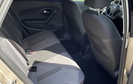 Volkswagen Polo VI (EU Market), 2016 год, 1 210 000 рублей, 33 фотография