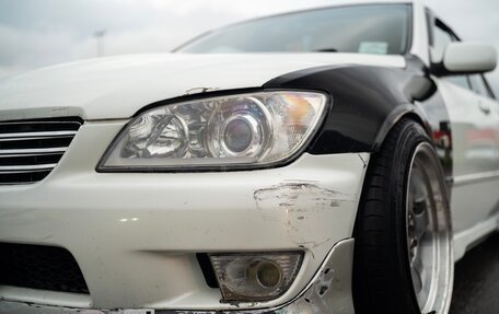 Toyota Altezza, 1999 год, 730 000 рублей, 13 фотография