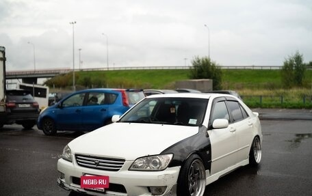 Toyota Altezza, 1999 год, 730 000 рублей, 11 фотография
